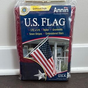 Annin U.S. Flag, 3 ft x 5 ft., nylon,grommets, sewn stripes, embroidered stars